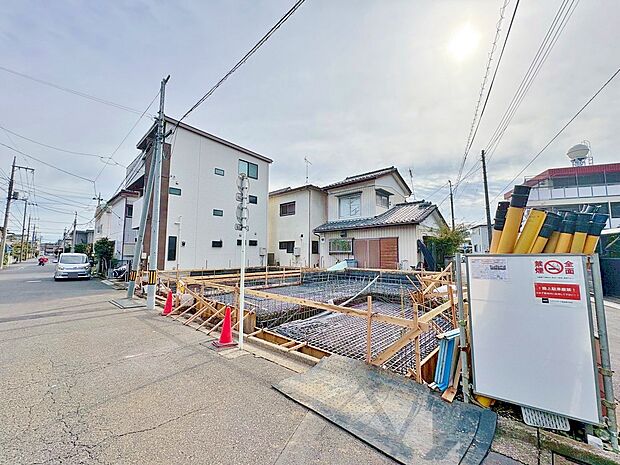 通風・採光にも優れ、心地よい光と風があふれています。(令和7年10月 撮影)