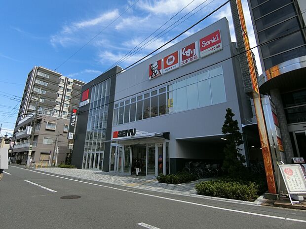 西友東大宮店まで約594m