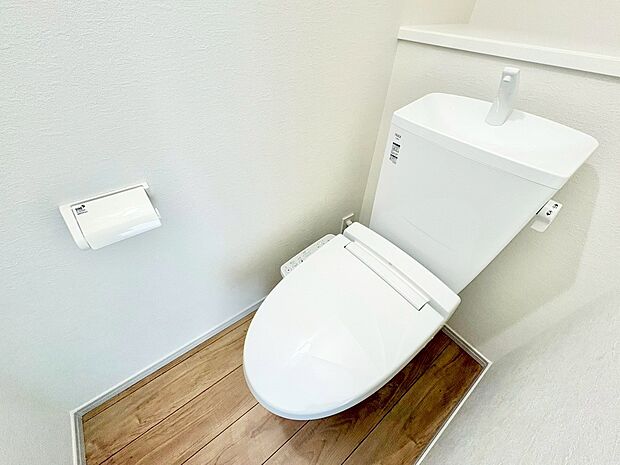 洗浄便座はいつでも快適に、清潔にご使用いただけます。