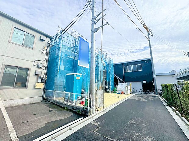 建物の居住性に拘った邸宅は「安らぎ」と「快適」を実現。(令和7年11月 撮影)