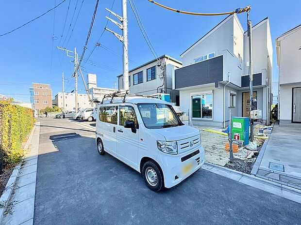 小・中学校まで徒歩8分以内でお子様の通学も安心です。(令和7年11月 撮影)