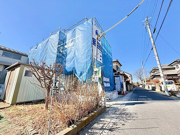 カースペースに2台駐車可能です。(令和8年2月 撮影)