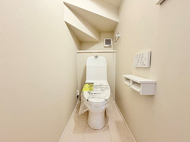 各階にトイレを完備しています。