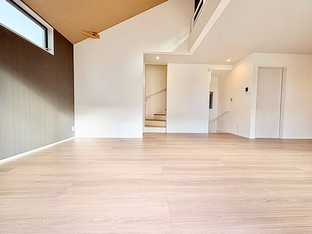 アクセントクロスはお気に入りの家具も引き立たせてくれます。