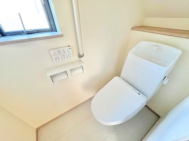 各階にトイレを完備しました。