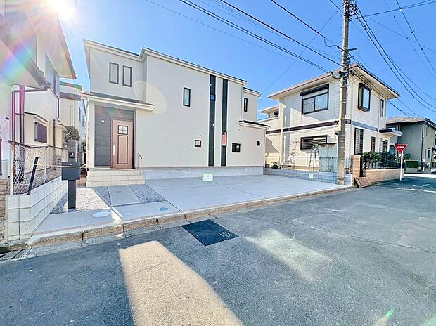 カースペースには2台駐車可能です。