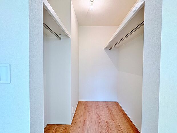 WICを備えることで、すっきりとした居室空間を実現できます。