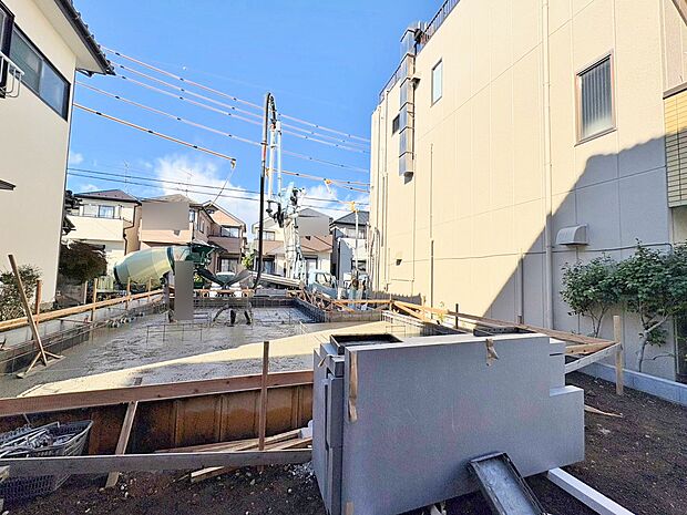 季節・気候・時代の背景に捉われない珠玉の邸を実現。(令和7年12月 撮影)