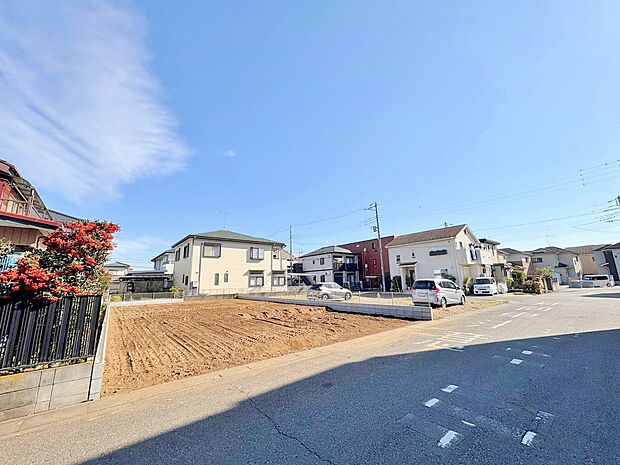 二階は全居室6帖以上、ＷＩＣやフリースペース付きのゆとりある間取り。(令和7年11月 撮影)