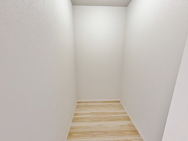 WICを2か所に設けていますので、お荷物の多い方でも安心です。