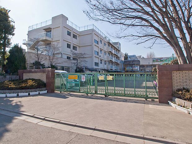 大門小学校まで約950m