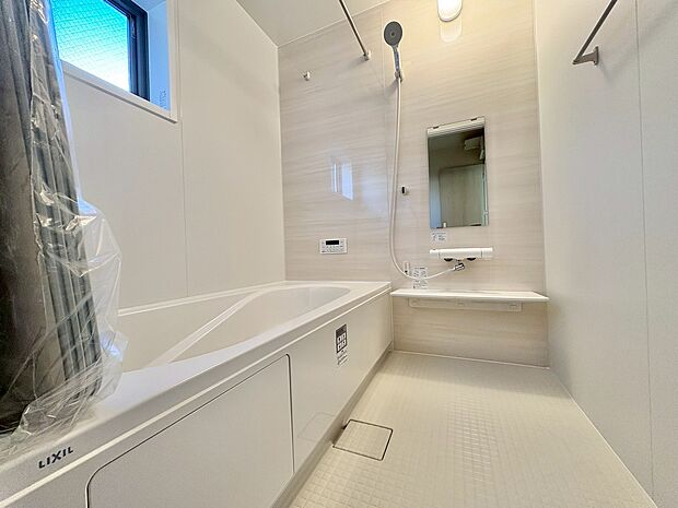 時間が経っても冷めづらい浴槽を採用することでエコで節約になります。