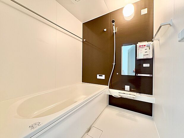 時間が経っても冷めづらい浴槽を採用することでエコで節約になります。