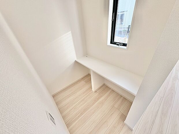 在宅ワークや趣味のスペースとしても活躍します。