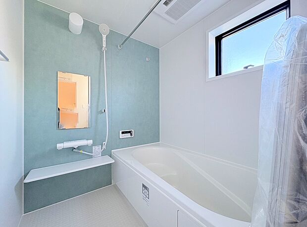 日々のストレスや疲れから心と身体を解放。上質の空間で優雅なバスタイムを。