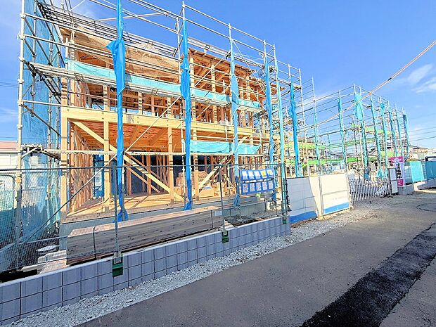 「笑顔・快適・充実」を日常にする日々が、この本邸から始まります。(令和7年11月 撮影)