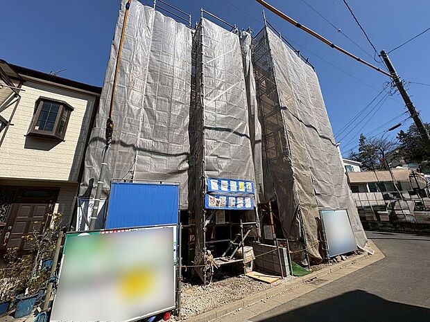 南浦和駅まで徒歩17分の立地です。(令和8年3月 撮影)