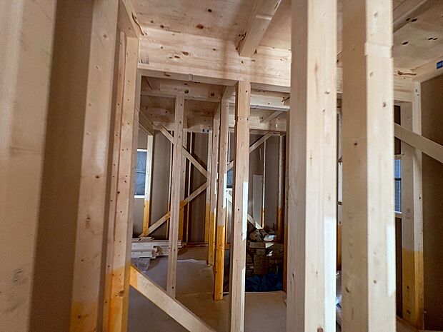 全居室二面採光で、バルコニーを二面配置しました。(令和8年3月 撮影)