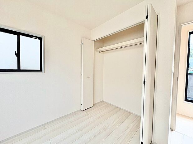 各お部屋にしっかりと収納スペースを設けてあります。