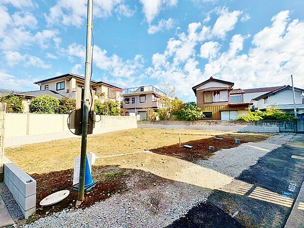 ここに住まう方へ、余すこと無く太陽の恵みを届けられるように。(令和7年11月 撮影)