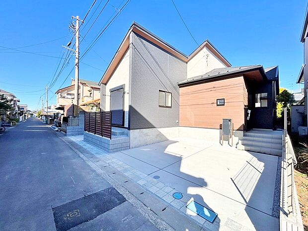 人気の平屋建てのお住まいは居住性を一段と心地よいものにします。