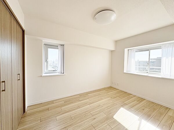 充実した生活は伸びやかな居室空間から始まります。