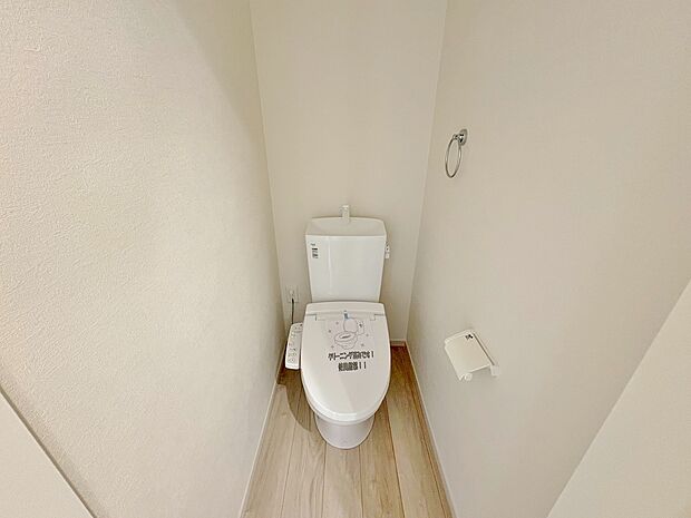 各階にトイレを完備しています。
