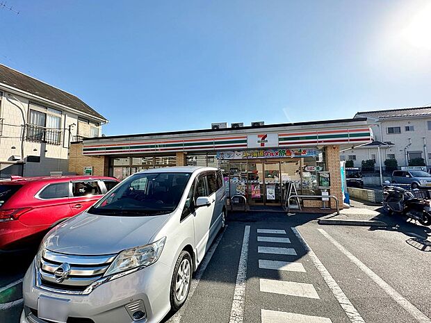 セブンイレブン川口安行慈林店まで約400m