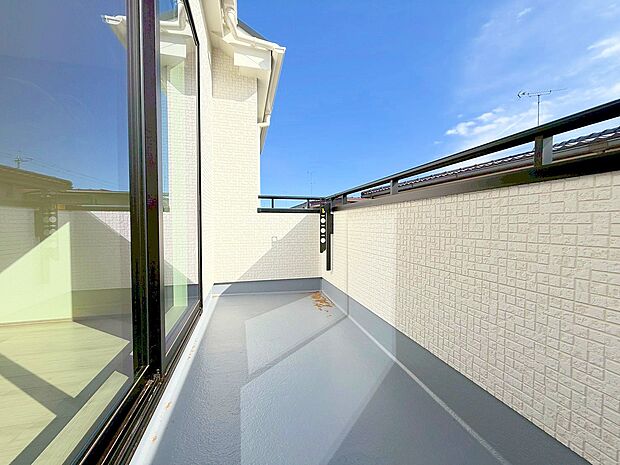 現地の採光や通風も実際にご確認下さい。