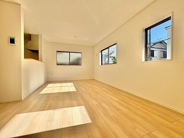 ご家族が自然と集まる空間を設計から実現しました。