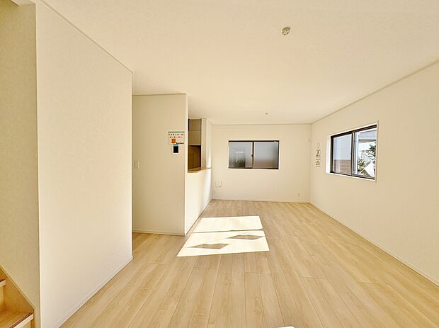 ご家族が自然と集まる空間を設計から実現しました。