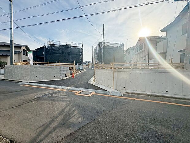 国道16号までのアクセスが良好です。(令和8年2月 撮影)