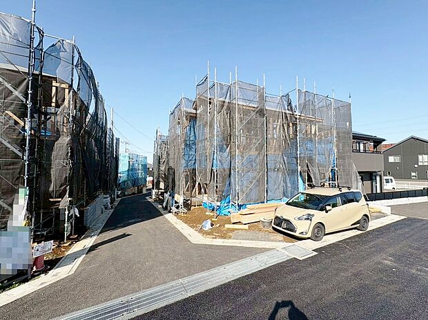 リビング横に5.75帖洋室(畳敷き)がある間取りです。(令和8年3月 撮影)