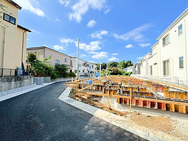 住まう人たちに、豊かさと将来への安心を享受させてくれる。(令和7年10月 撮影)