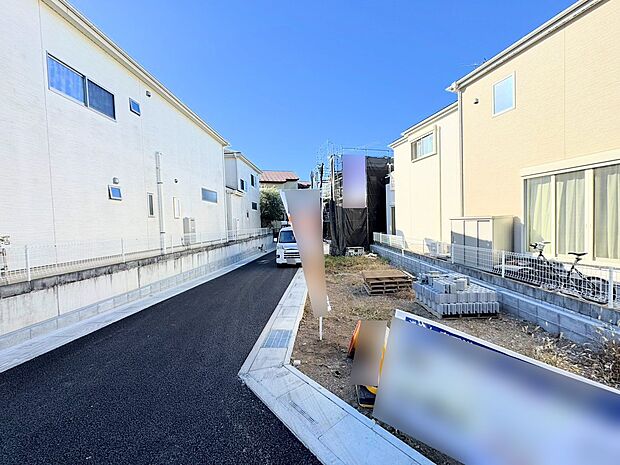 ゆったりとしたカースペースです。(令和7年12月 撮影)