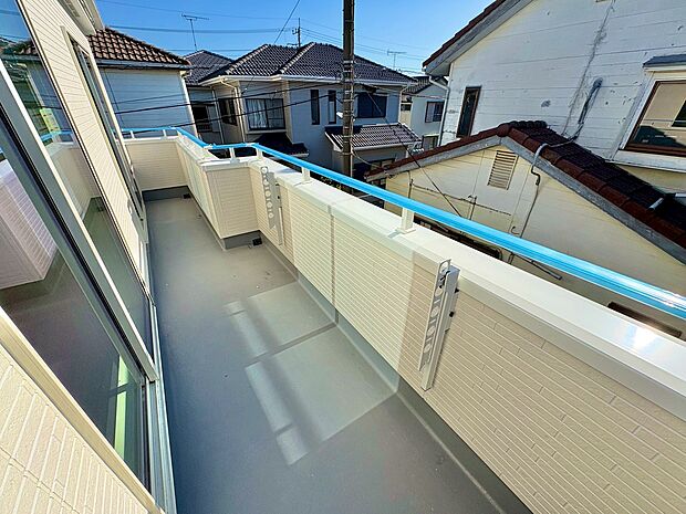 外を眺め、時を忘れるなんて、いつぶりだろうか。(令和7年12月 撮影)