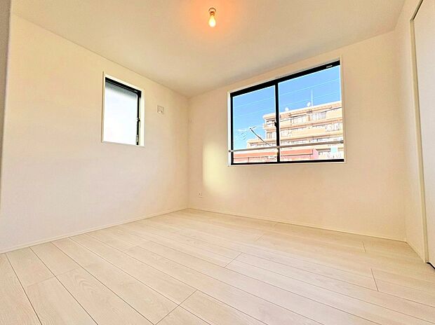 充実した生活は伸びやかな居室空間から始まります。