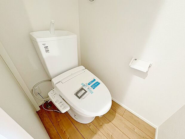 洗浄便座はいつでも快適に、清潔にご使用いただけます。