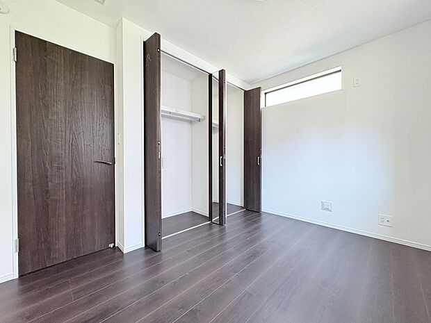 お荷物が多い方にも安心です。是非現地をご確認ください。