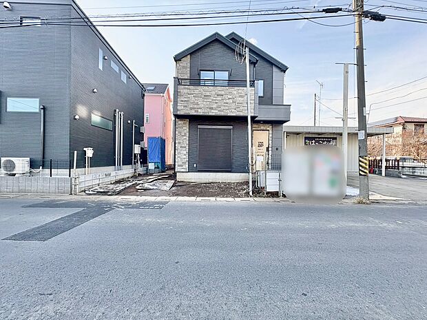 プライバシーを確保しやすく開放的に暮らせる2階リビングプラン。(令和8年1月 撮影)