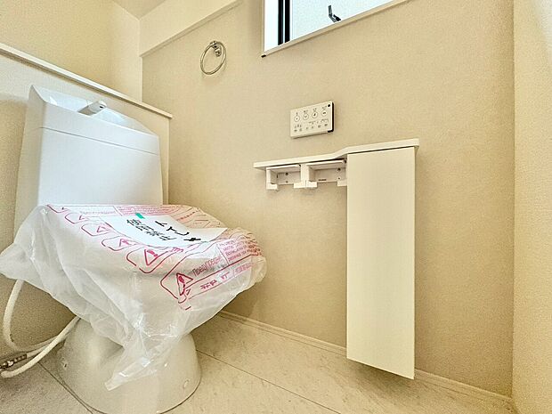 白を基調としたシンプルながらも落ち着くデザイン。