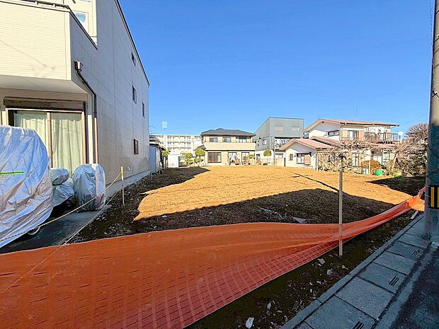 現地の採光や通風も実際にご確認下さい。(令和7年12月 撮影)