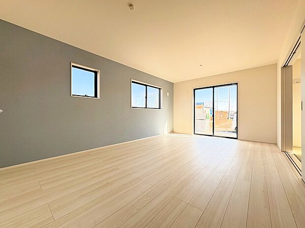 リビングダイニングを中心とした快適な暮らしは毎日の家事も楽しめそう。