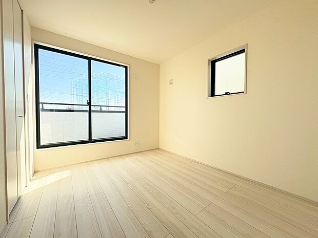 2階は全居室WICを備え、片付けし易い住まいを実現しています。