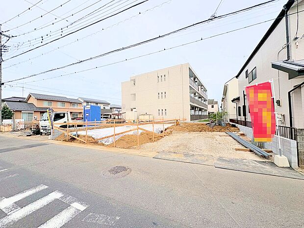 リビングに隣接した和室には穏やかな空気が流れています。(令和7年10月 撮影)