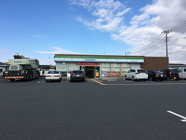 ファミリーマート岩槻東町一丁目店まで約800m