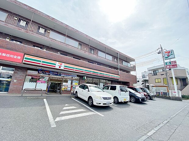 セブンイレブンさいたま松木2丁目店まで約667m