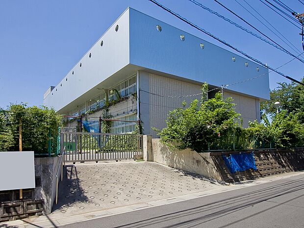 与野西中学校まで約850m