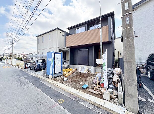 ランドリールームを設けることで、家事動線がスムーズになり、利便性が向上します。(令和8年3月 撮影)