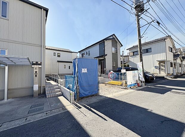 可動棚付きのホール収納やＷＩＣなど機能的な収納を備えています。(令和8年2月 撮影)